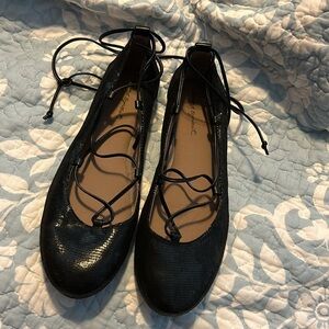 Easy Spirit Lace Up Ballet Flats 11